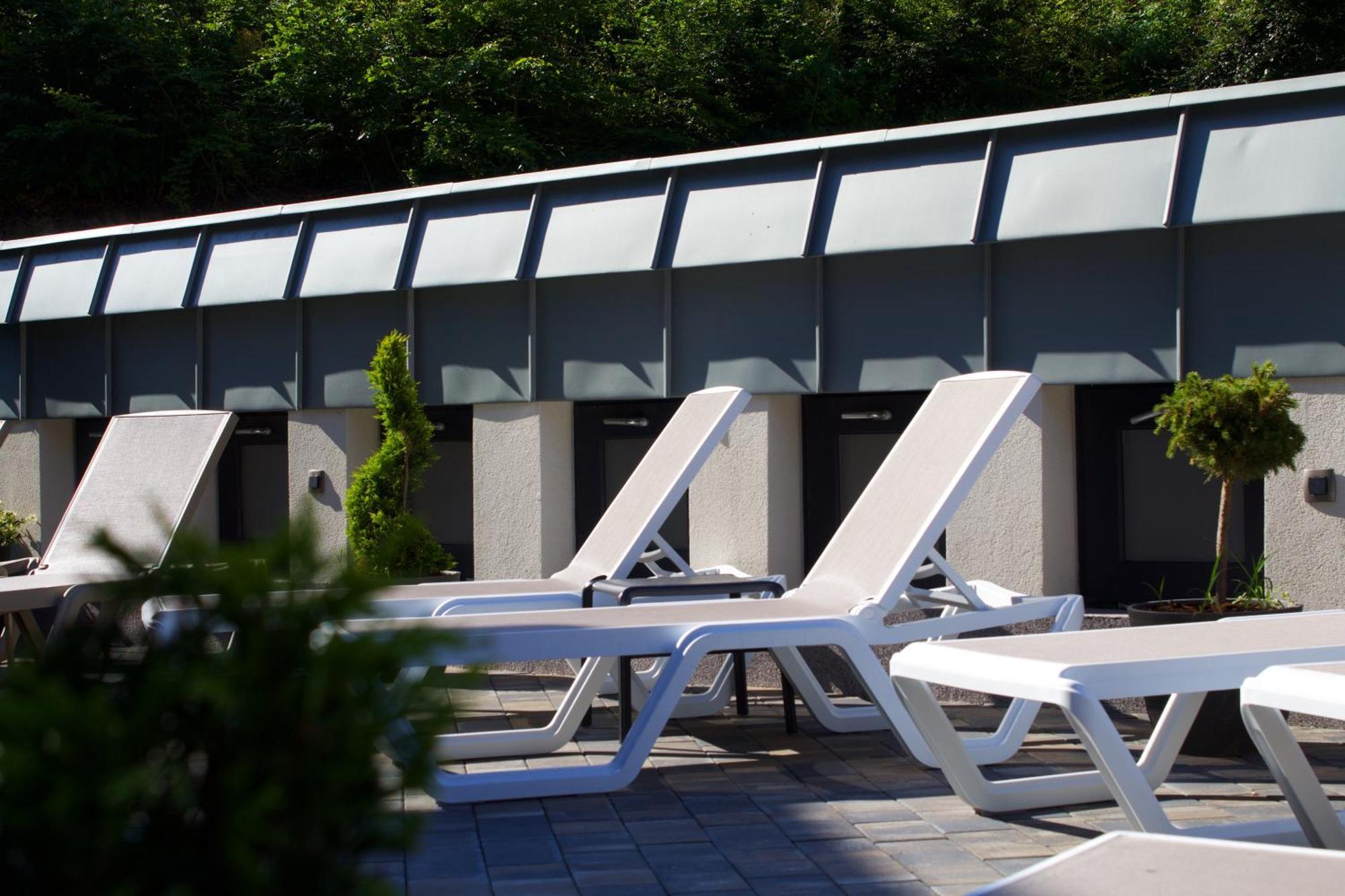 סובאטה Hotel Crystal Wellness & Spa Superior מראה חיצוני תמונה