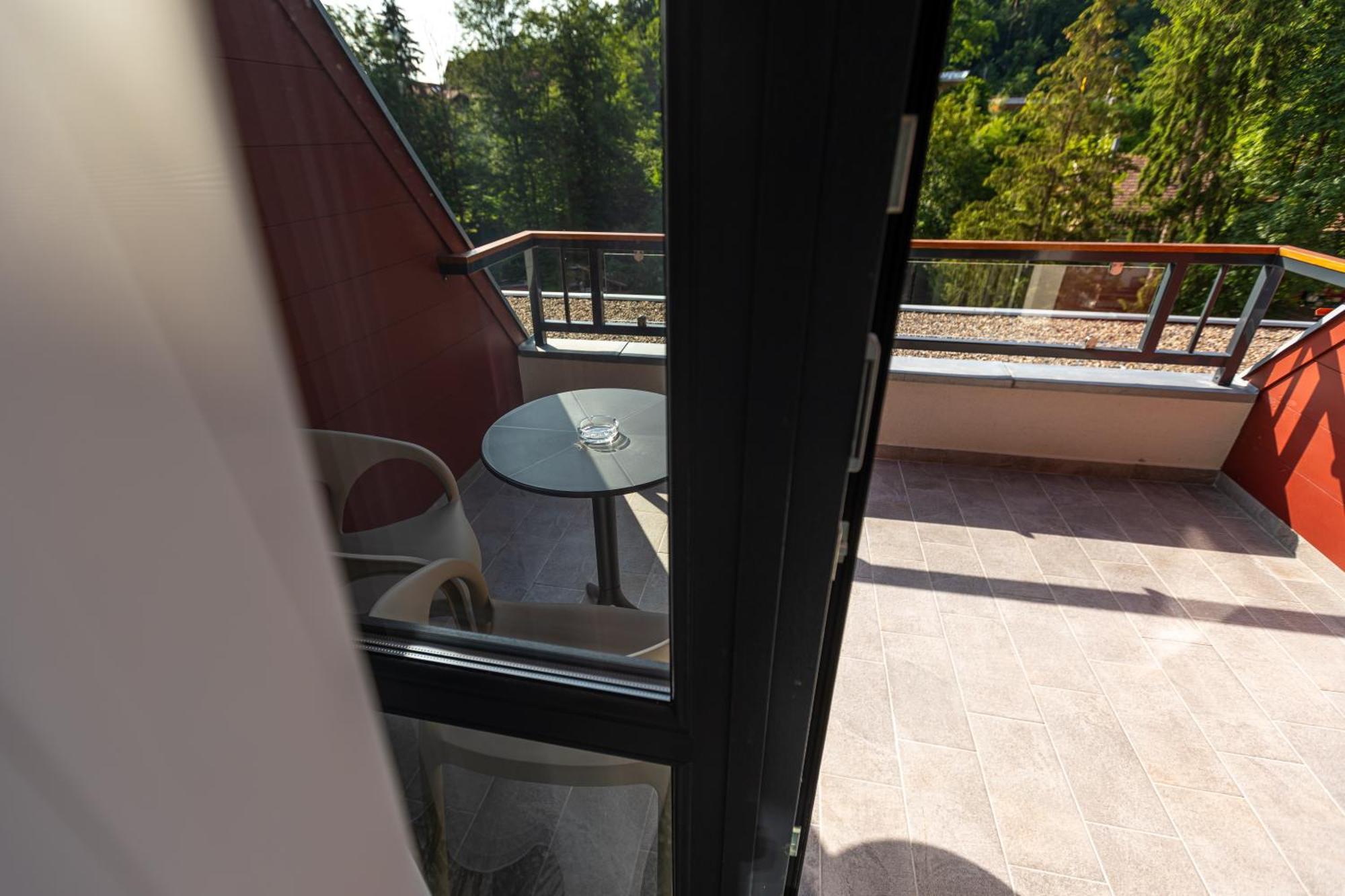 סובאטה Hotel Crystal Wellness & Spa Superior מראה חיצוני תמונה