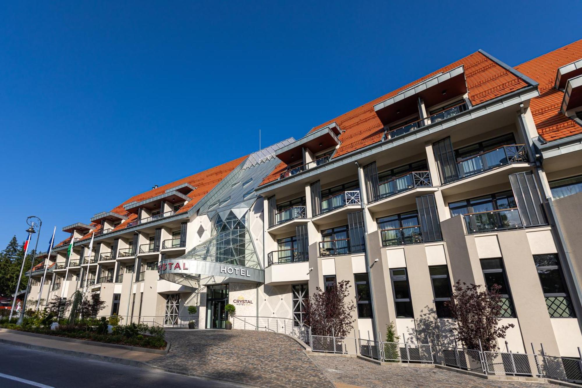 סובאטה Hotel Crystal Wellness & Spa Superior מראה חיצוני תמונה